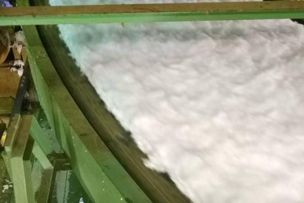 Transport of insulation wool with round conveyor Type R