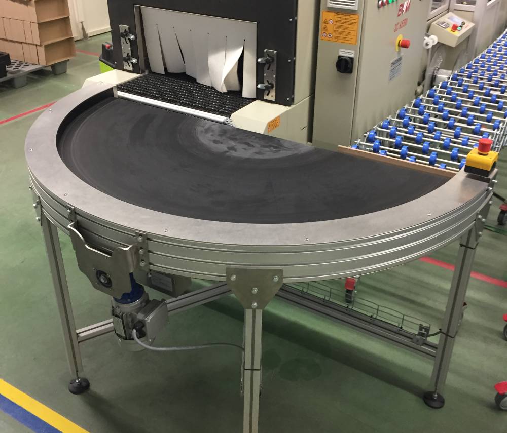 Transport of various packaging with a round conveyor Type KDZ