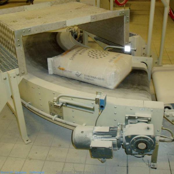 Transport of bags with round conveyor Type R