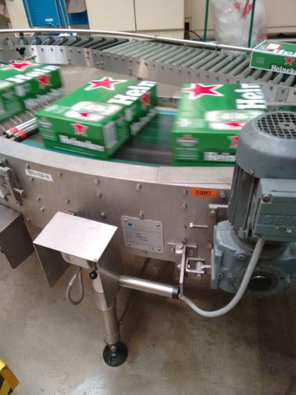 Transport of beer with round conveyor Type R